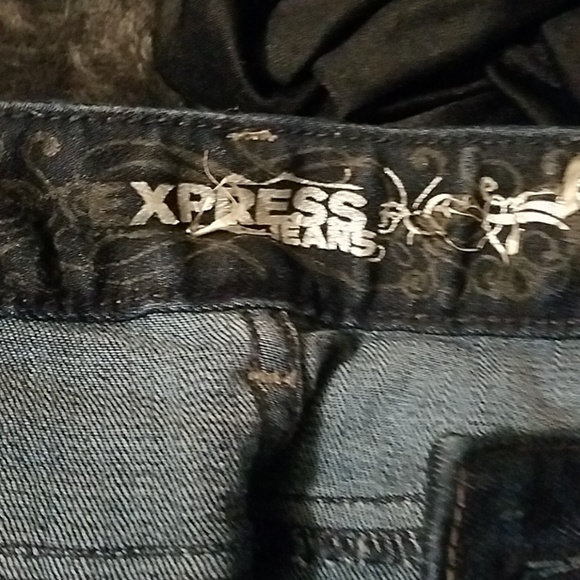 Jeans - Picture 2 of 4